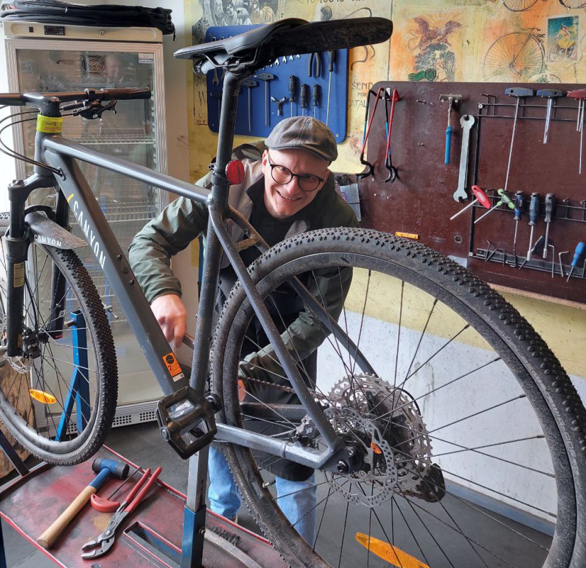 A Unitee gets his bike ready for the Summer i