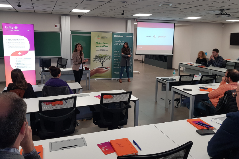 Silvia Garay y Rosana Verdeguer comparten estrategias para llevar la sostenibilidad a las compras de una empresa